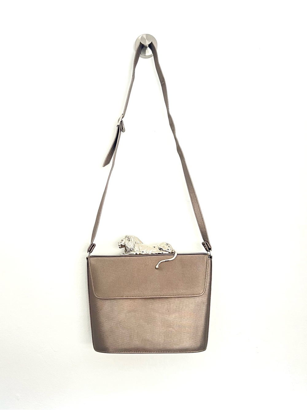 Rare Vintage Nima Lion Shoulder/Crossbody Bag